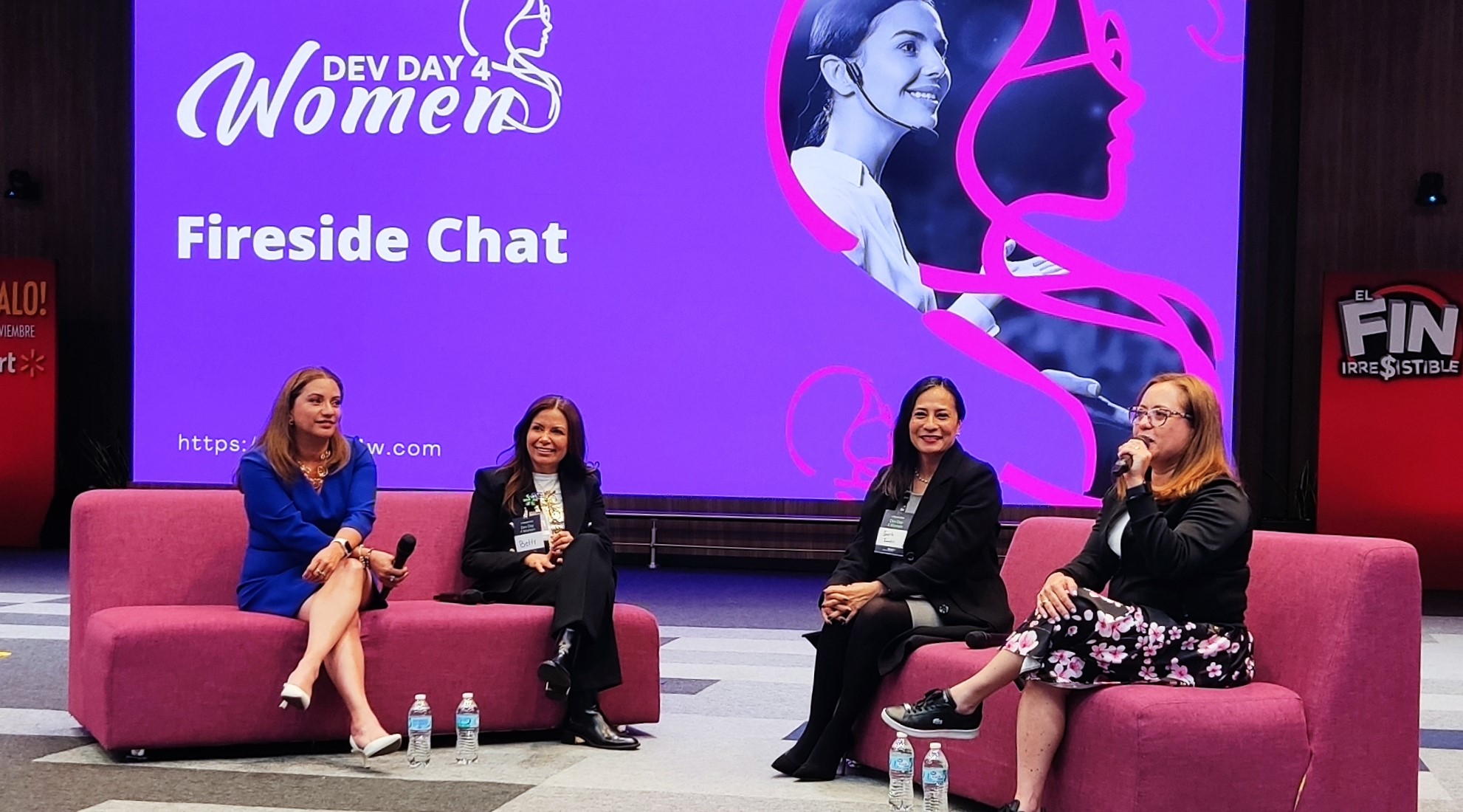 Panel de mujeres líderes en la industria TI