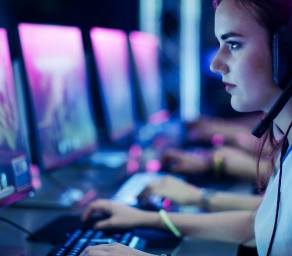 ajo Cívico Incorrecto Mujeres gamers: su papel en la industria del videojuego | SG Buzz