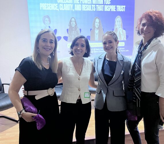 panelistas Dev Day 4 Women 2025